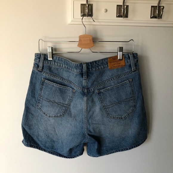 Lucky Brand The Boyfriend Short | W28 - Picture 2 of 5